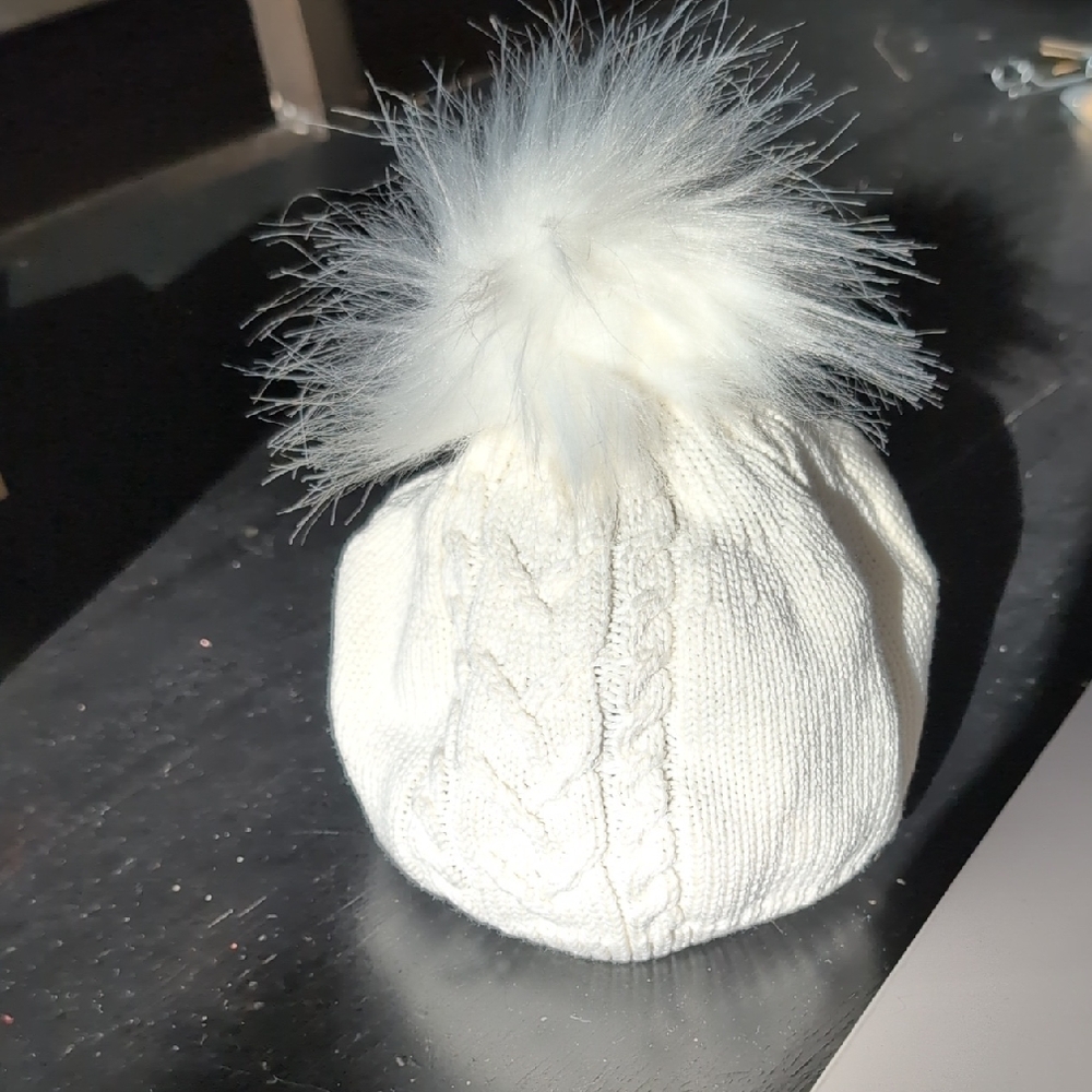 Cozy White cotton Knit Pom-Pom Hat for Kids